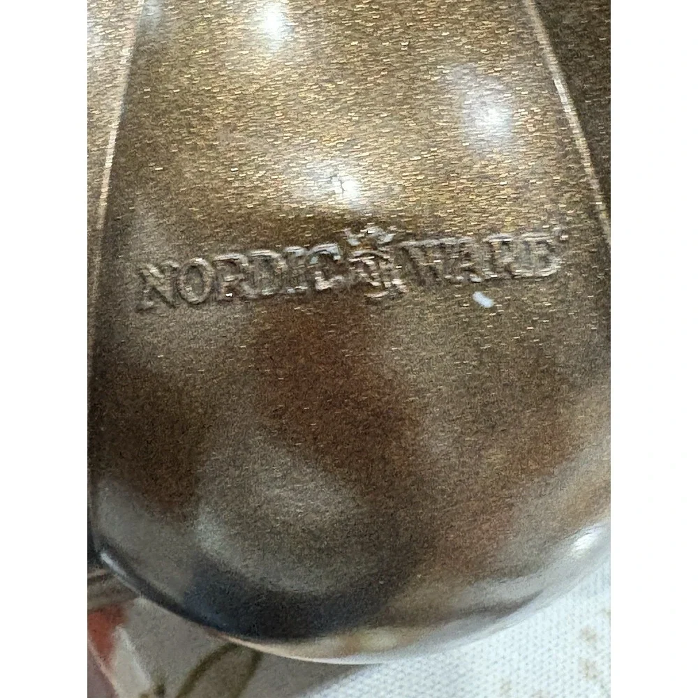 Nordic Ware Original Bundt Pan 12-Cup Heavy Cast Aluminum Bronze Nonstick USA